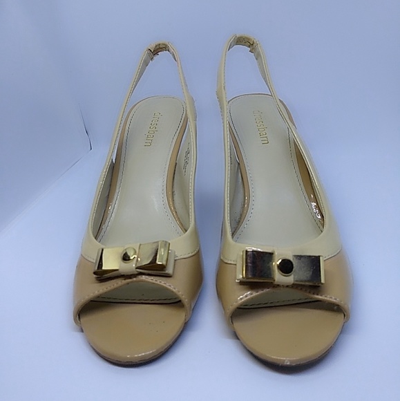 Womens Golden Heels w/ Bows Size 10 - Picture 6 of 8